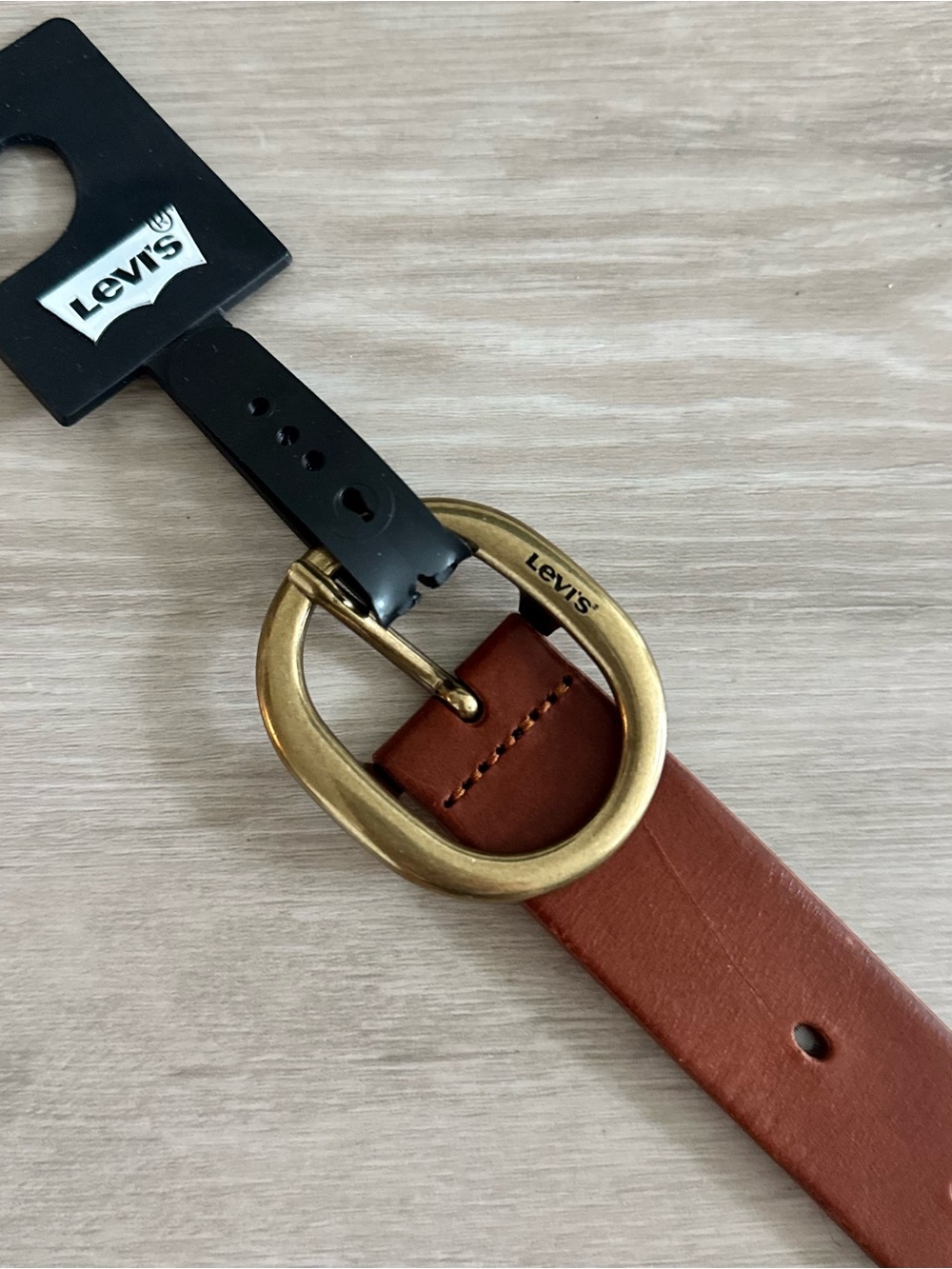 NEW Levi's Brown Leather Belt with Brass Oval Buckle